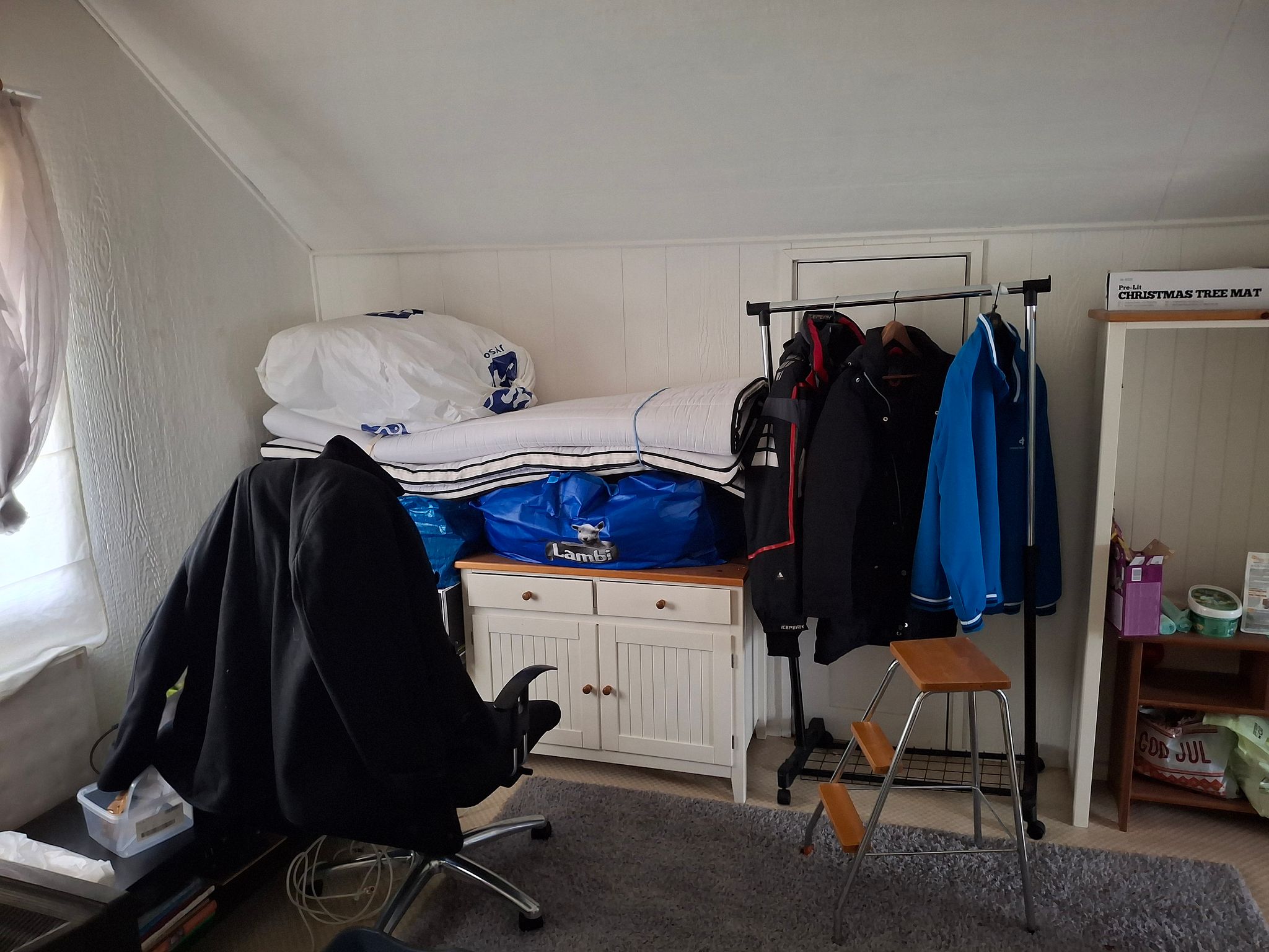 Image 35/46