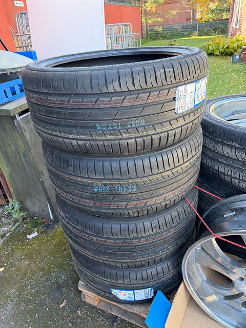 Image 3/10