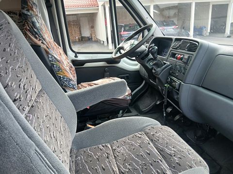 Image 5/19
