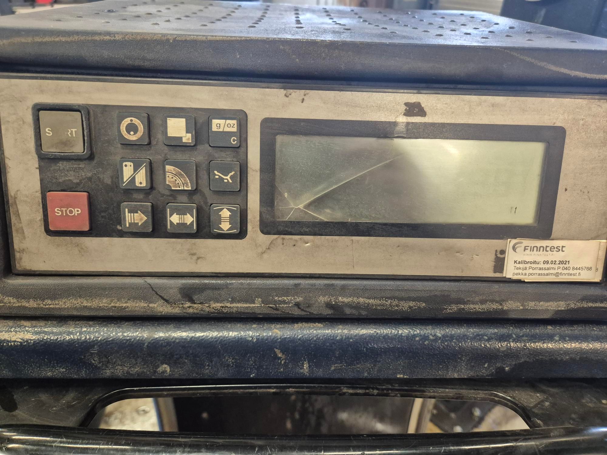 Image 8/11