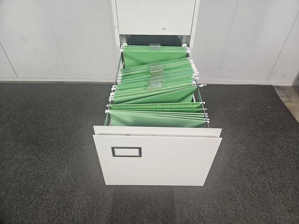 Image 5/8