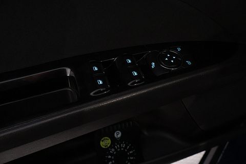 Image 25/30