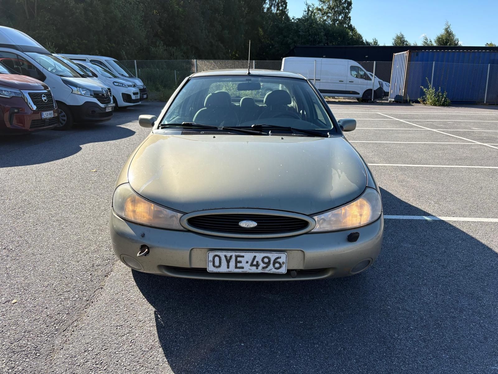Image 2/30