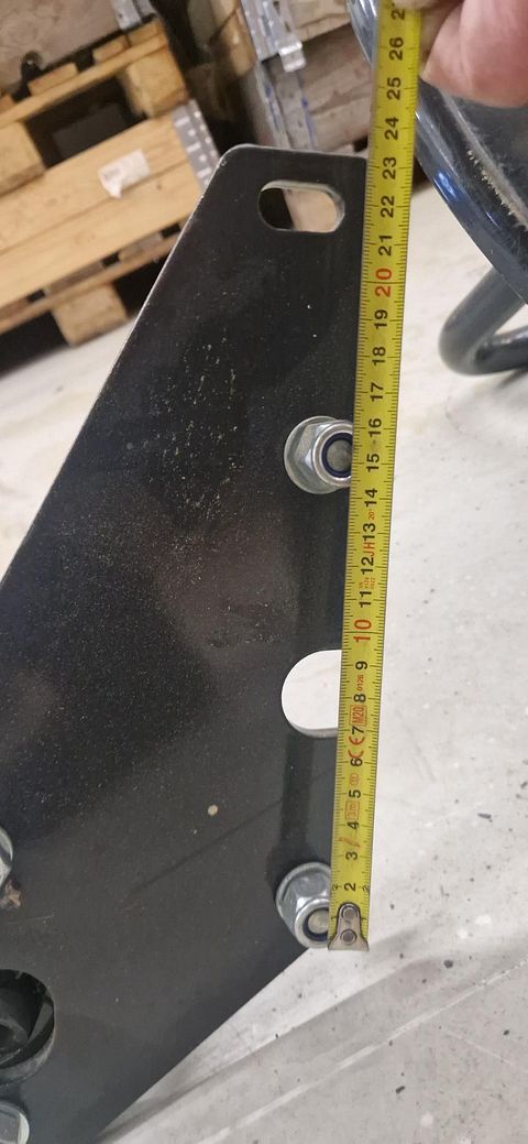 Image 5/9