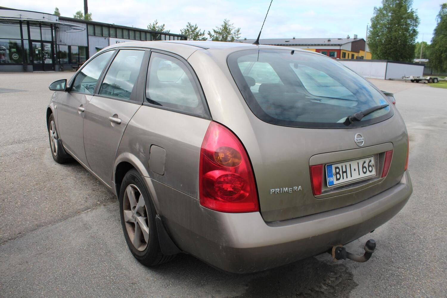 Image 2/19