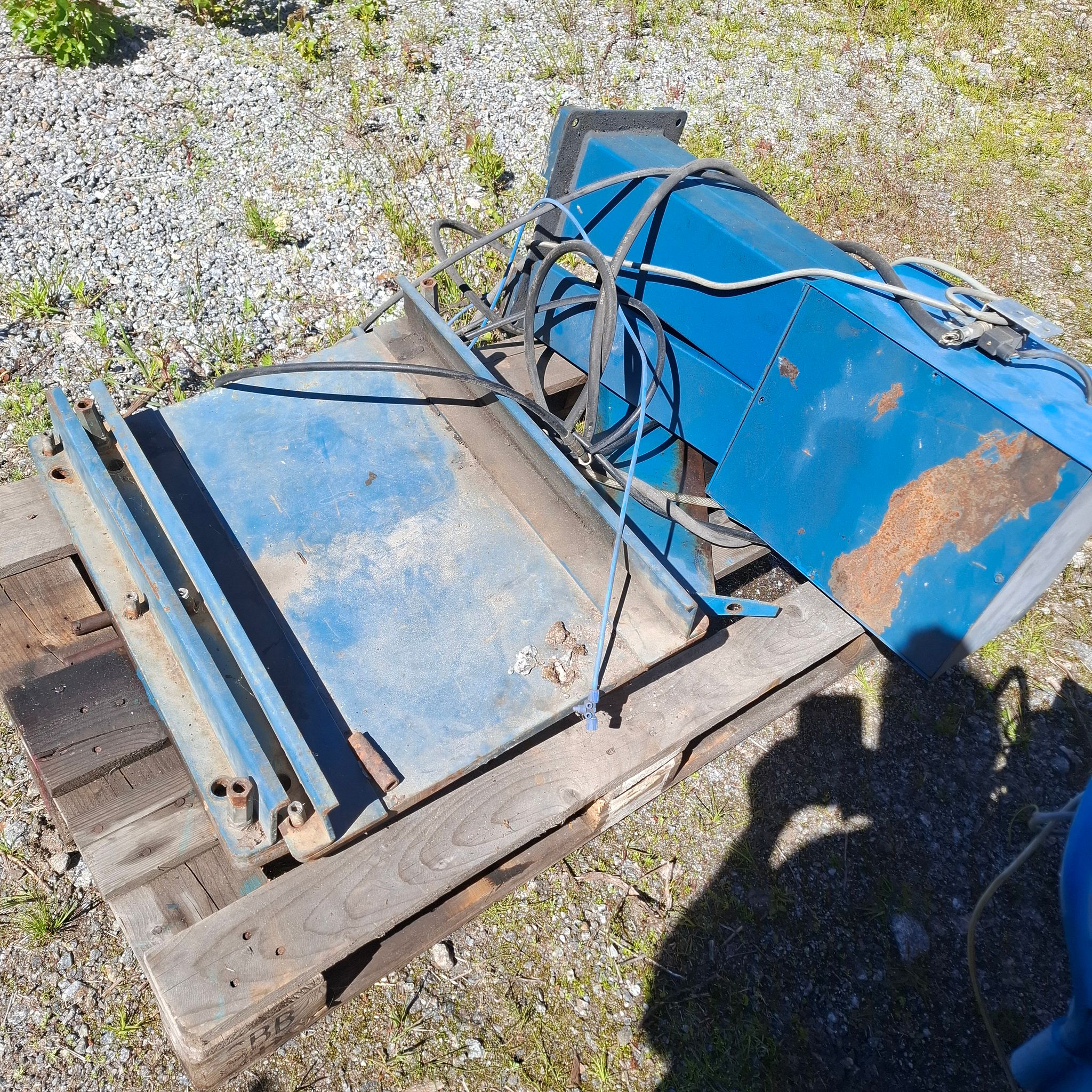 Image 1/1
