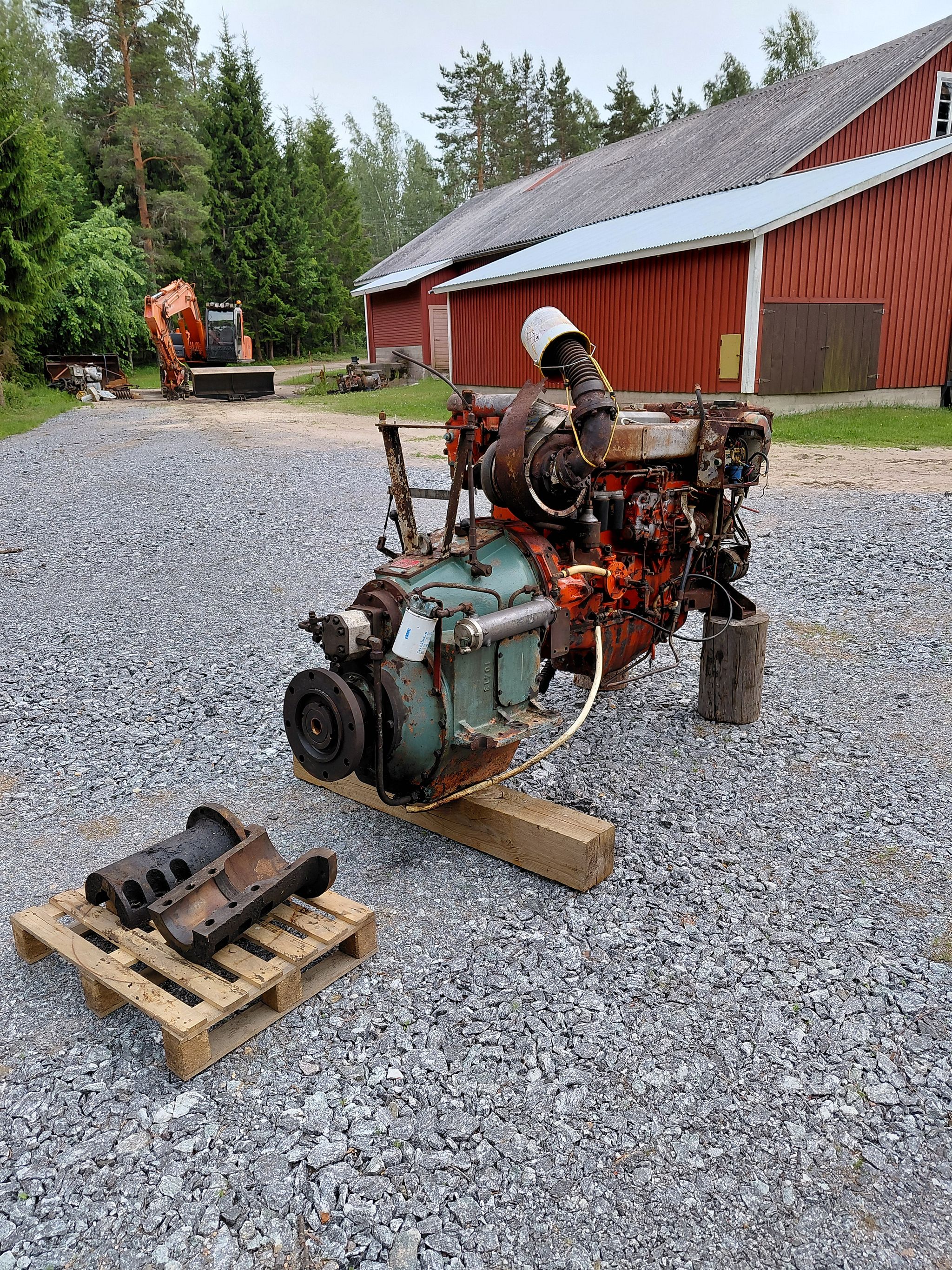 Image 8/25