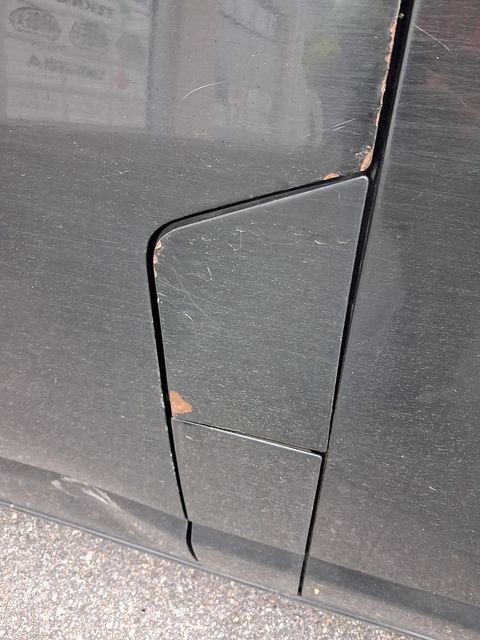 Image 7/10