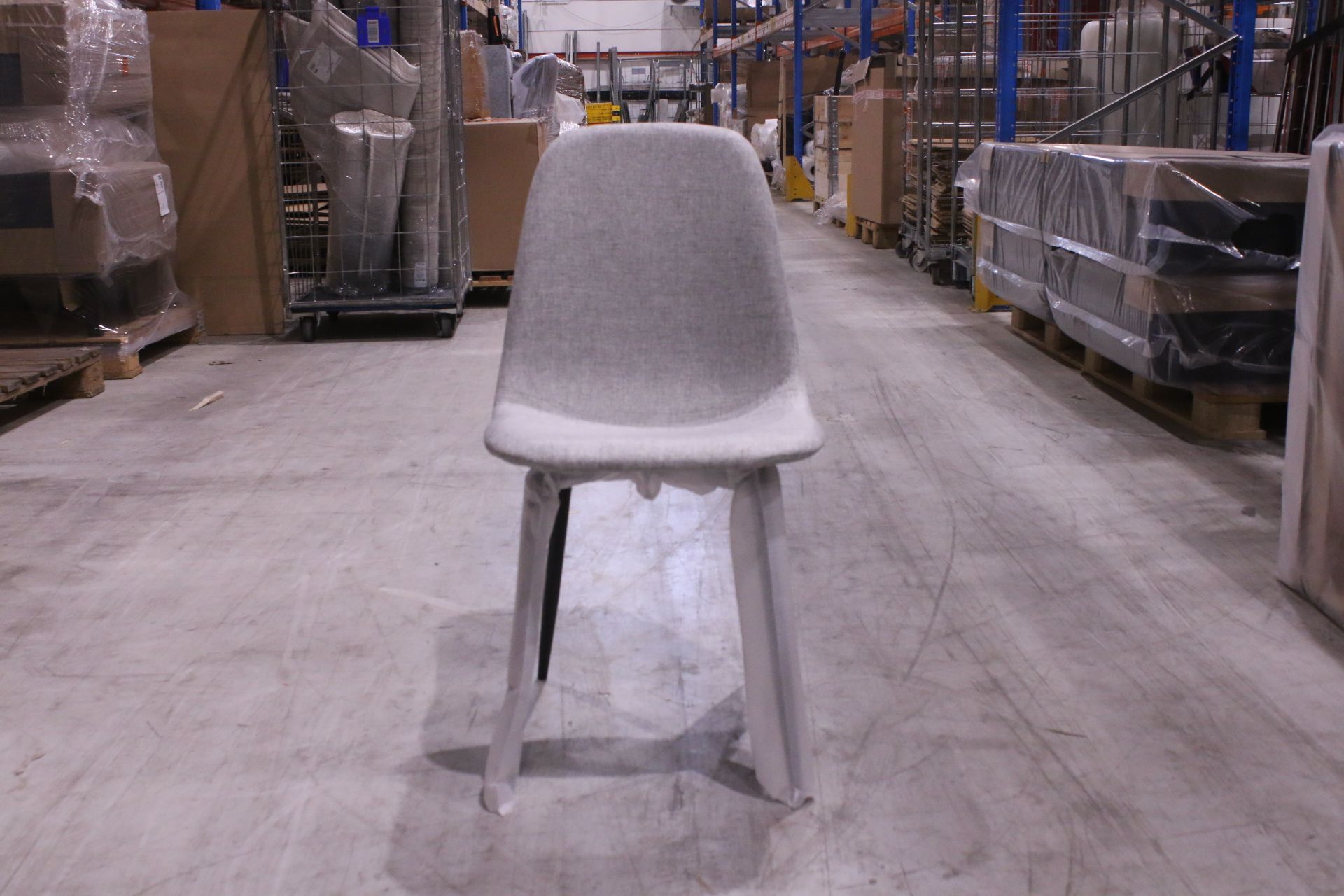 Image 3/4
