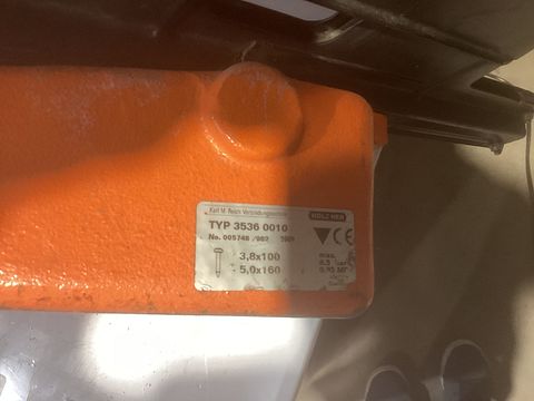Image 3/3