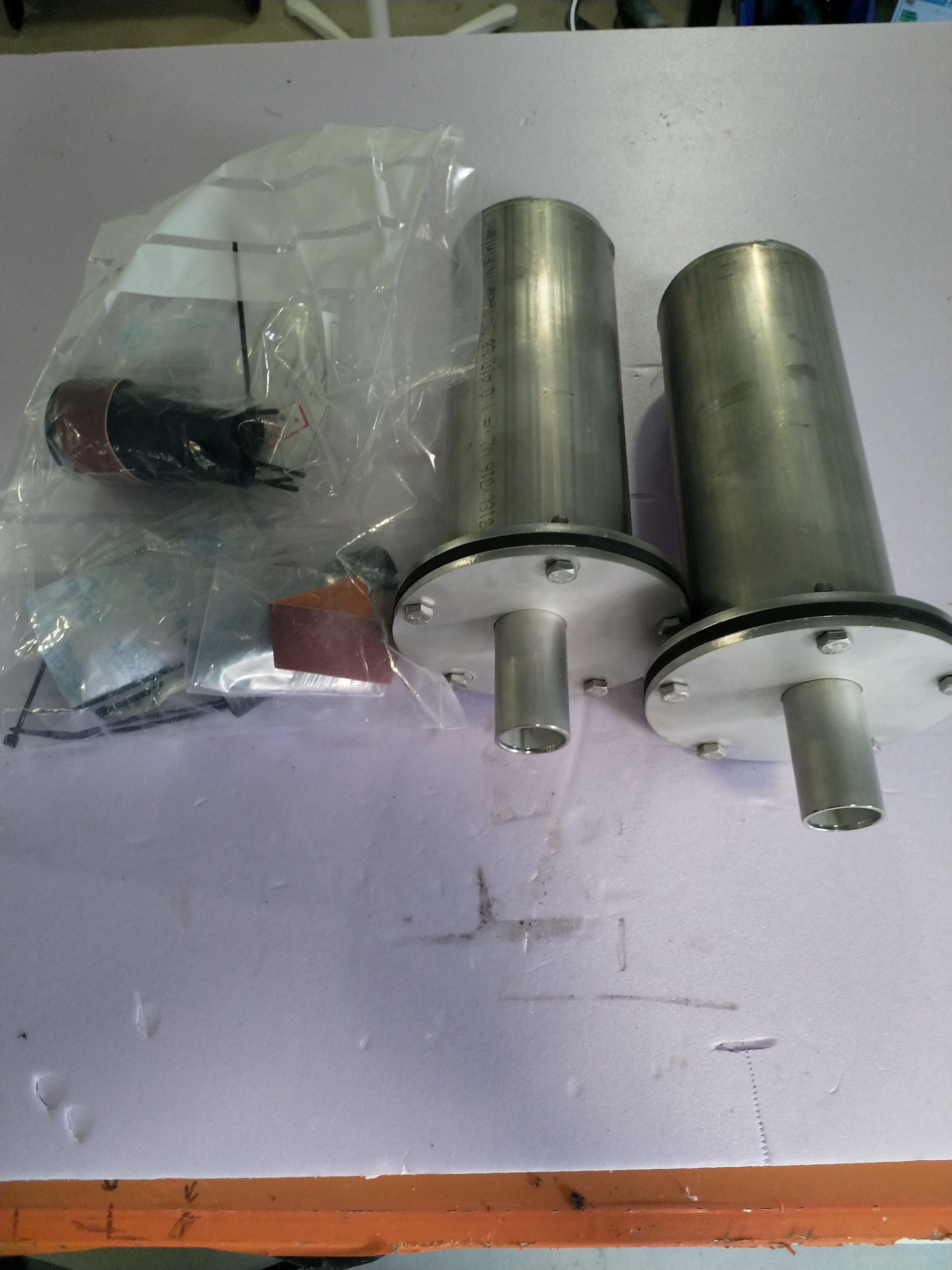 Image 1/25