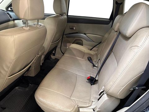 Image 8/47