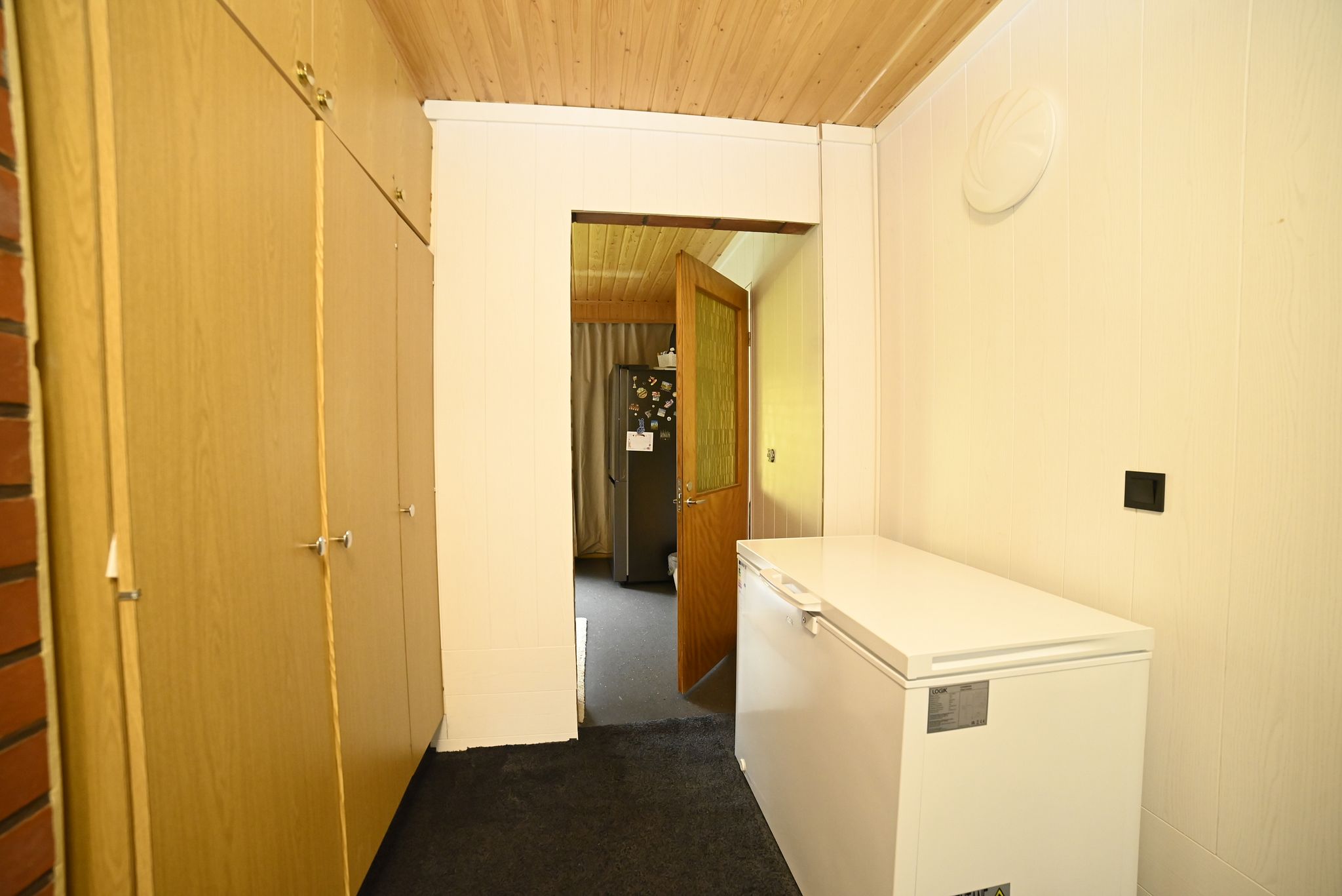 Image 19/36