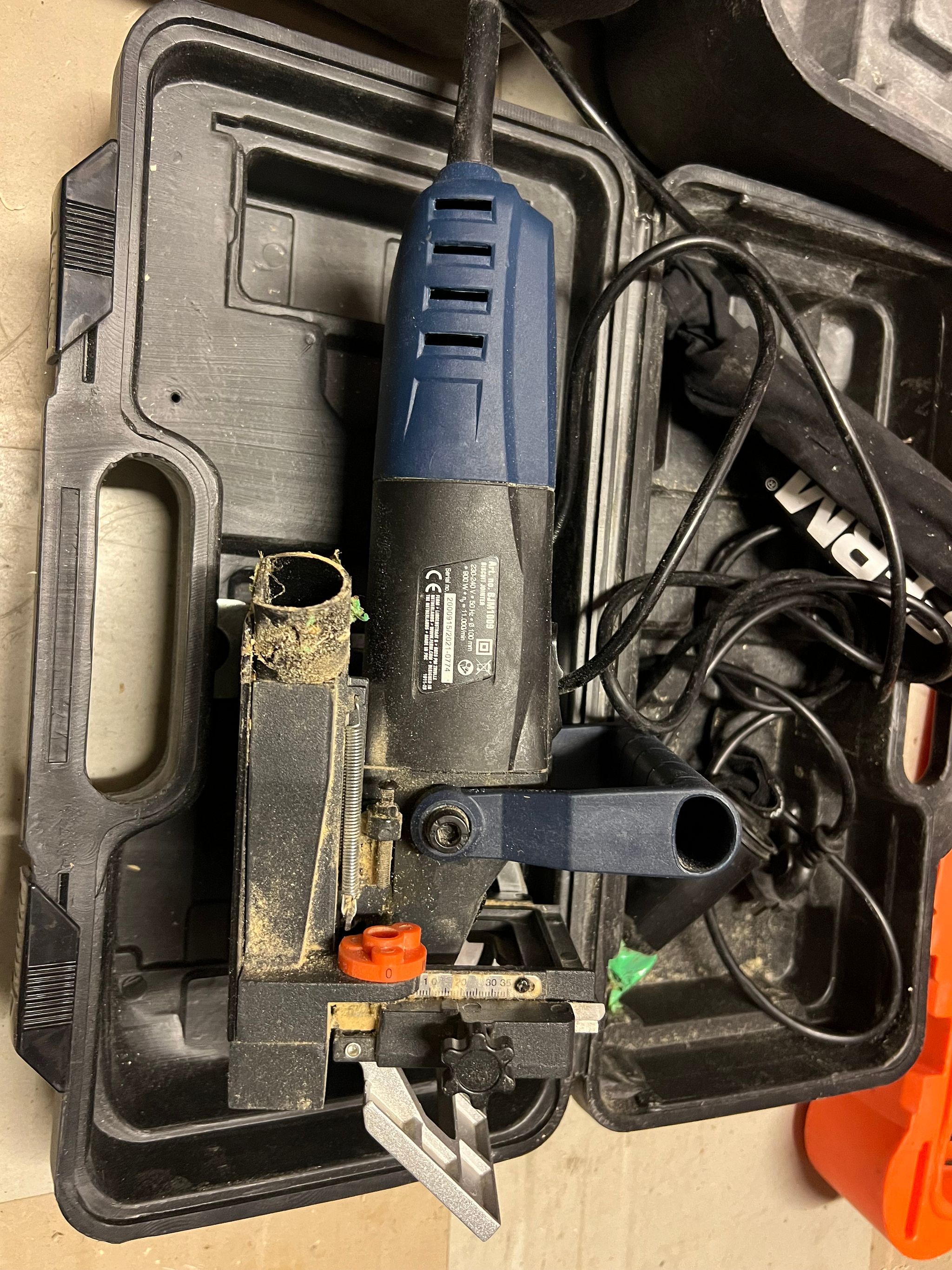 Image 3/11