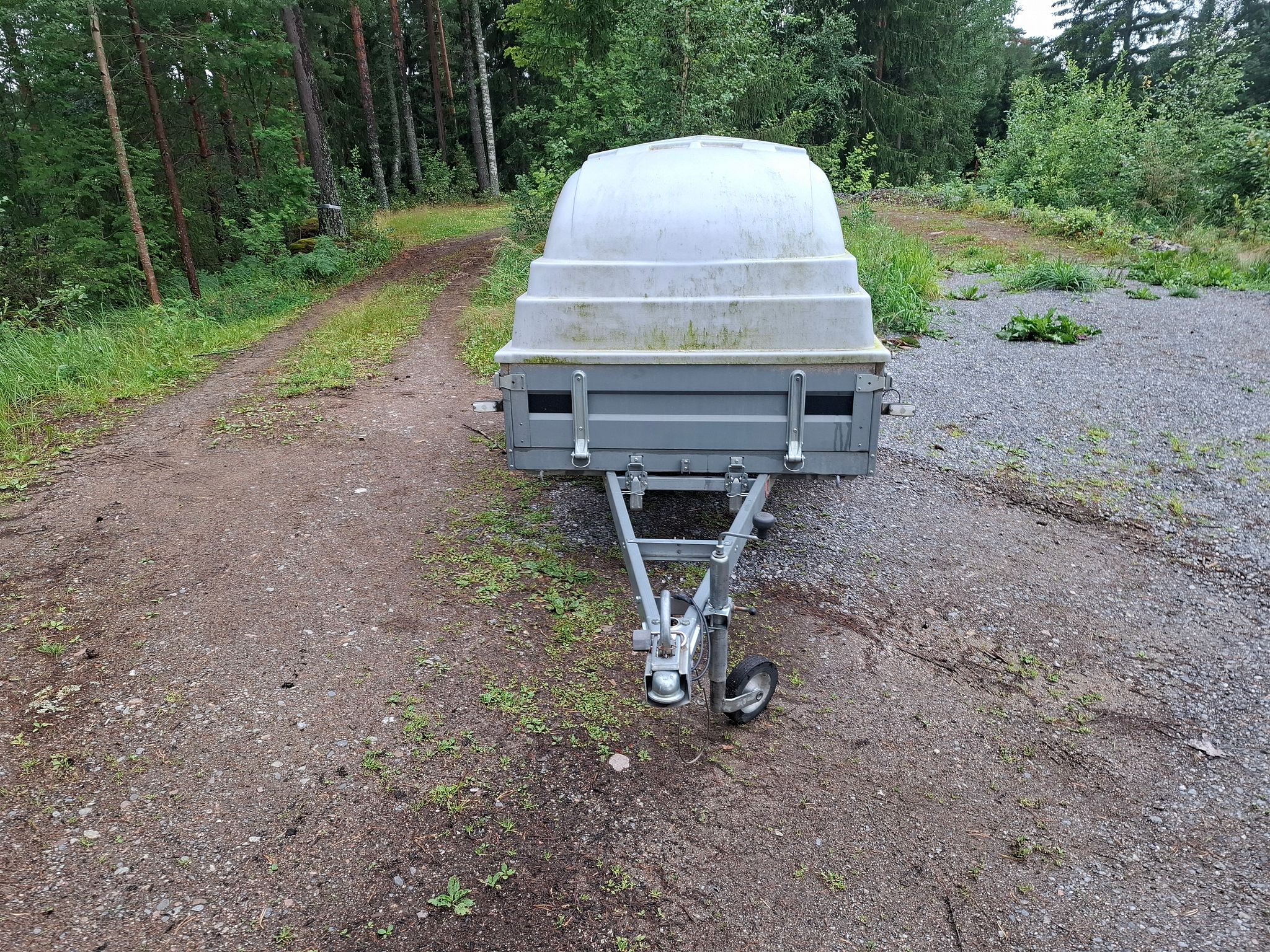 Image 2/6