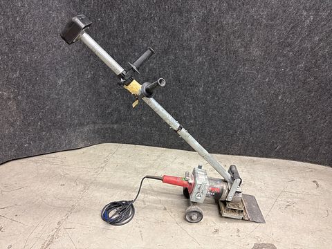 Image 1/12