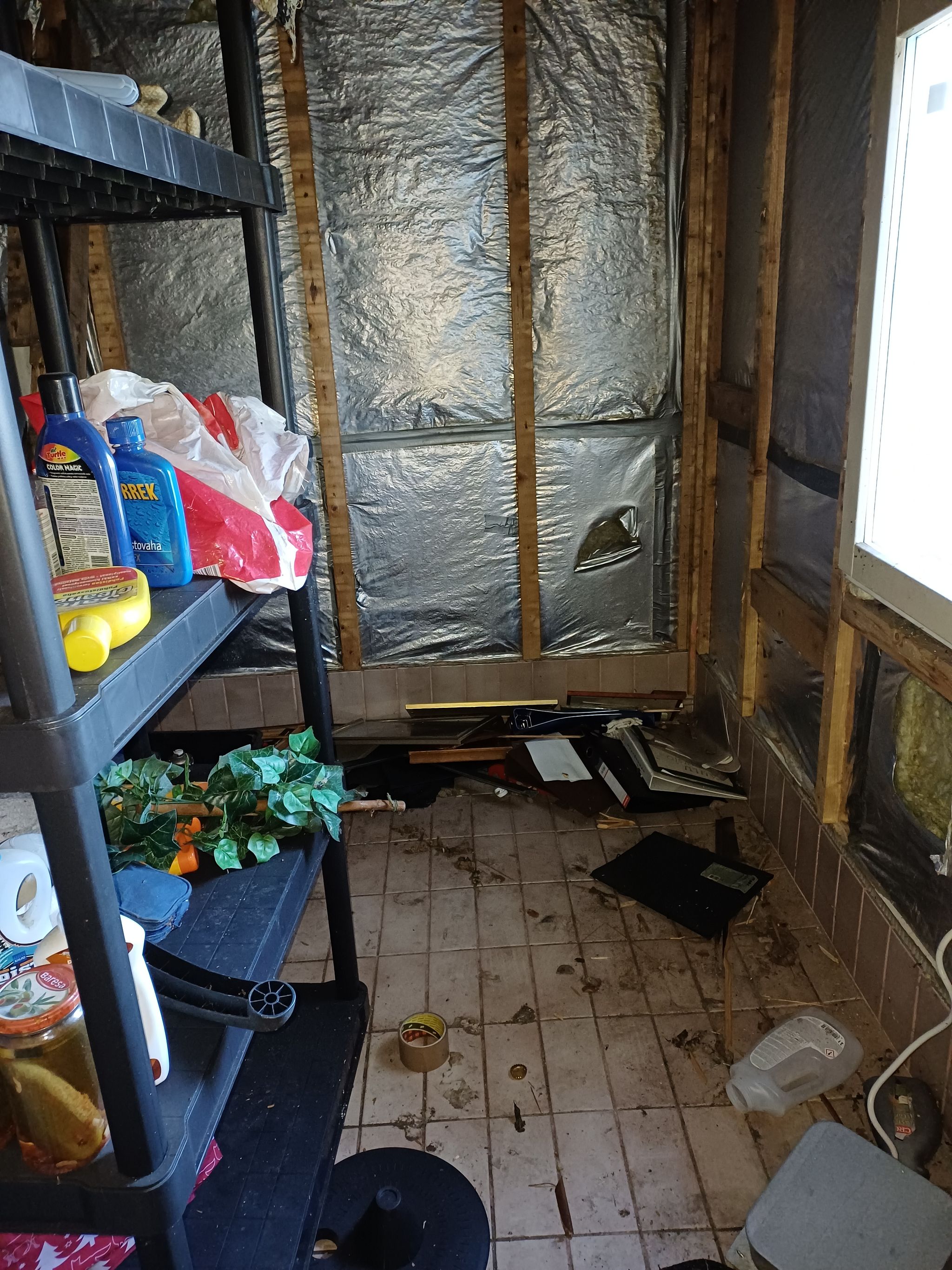Image 8/14