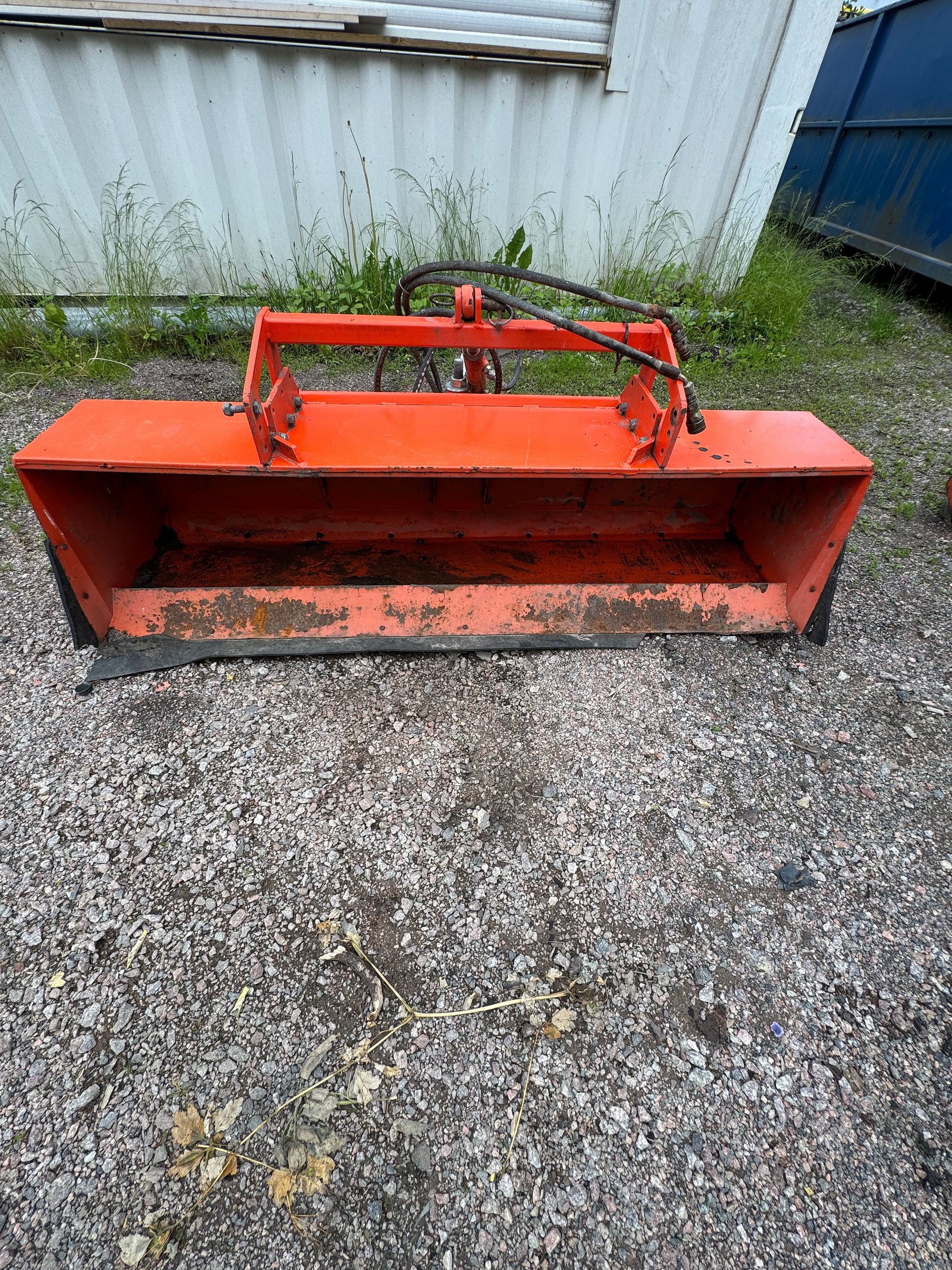 Image 3/9