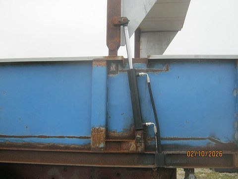 Image 18/37