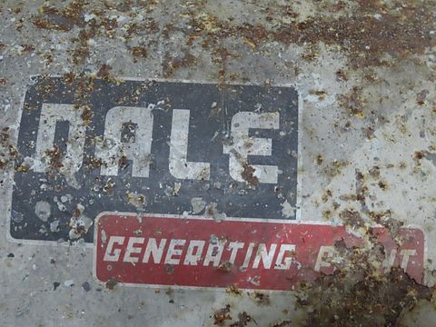 Image 8/10