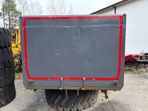 Image 2/12