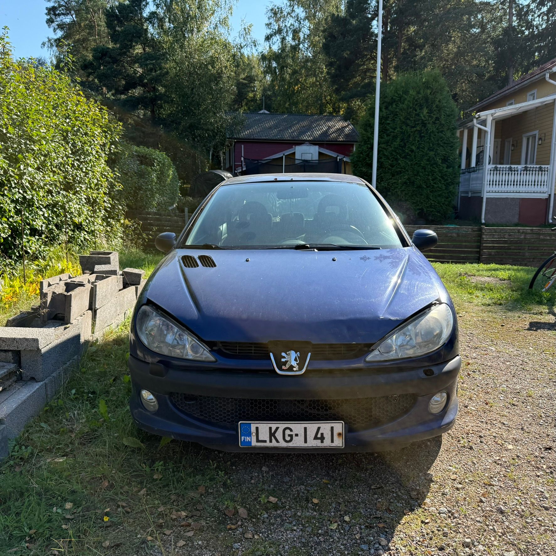 Image 2/19