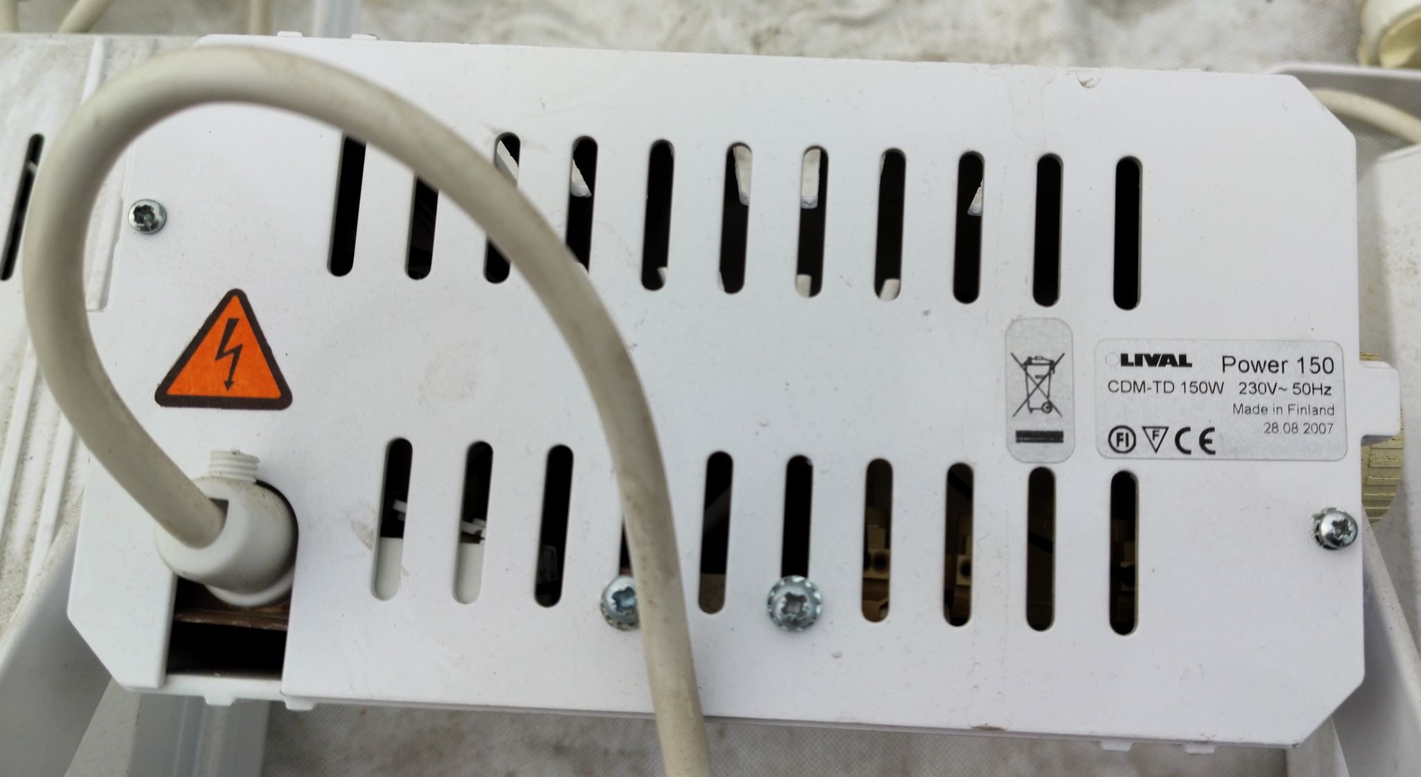 Image 6/6
