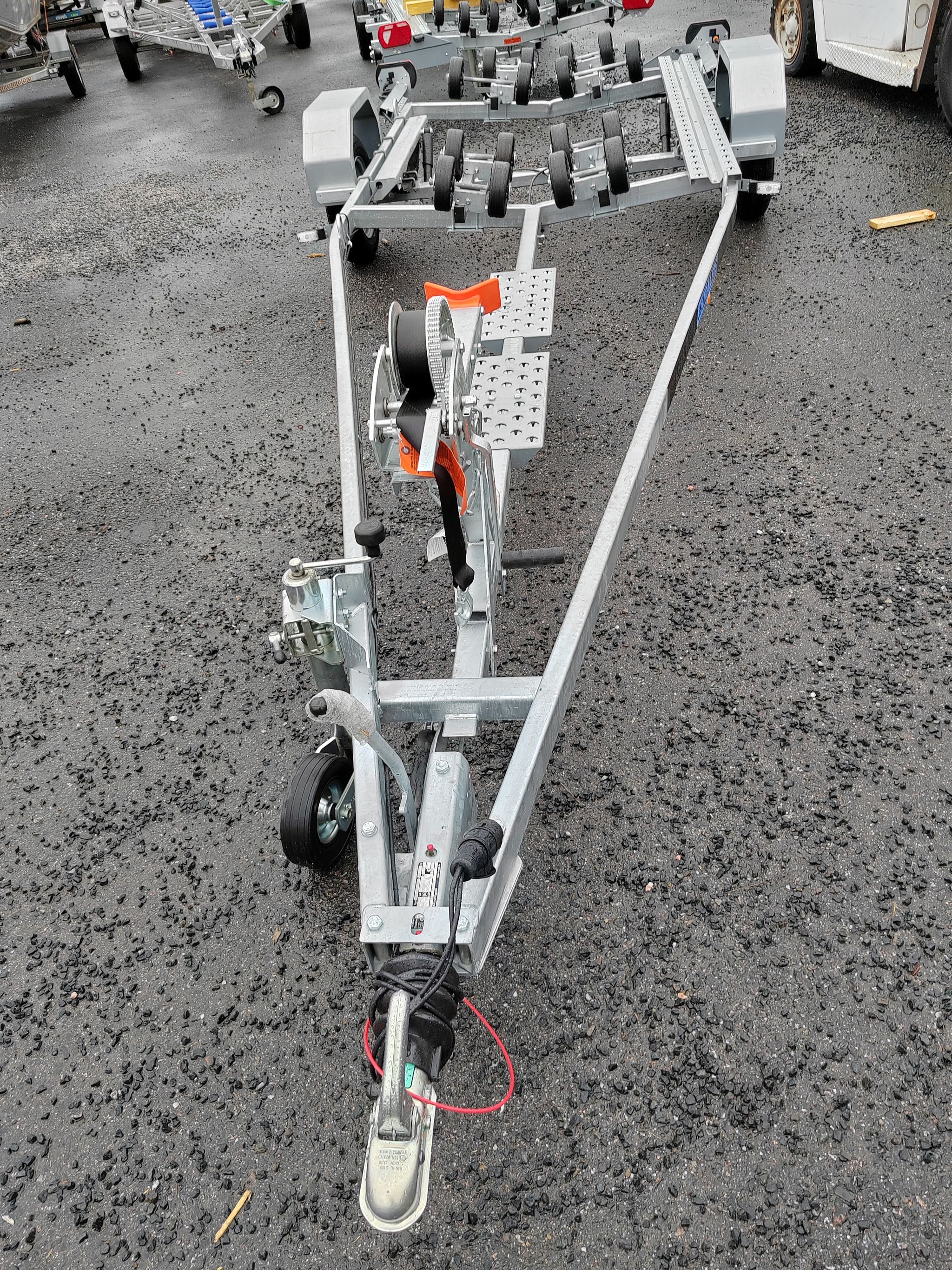 Image 2/6