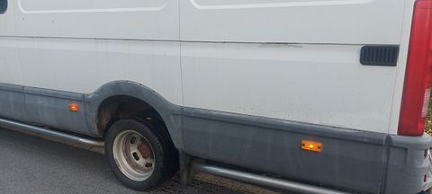 Image 11/29