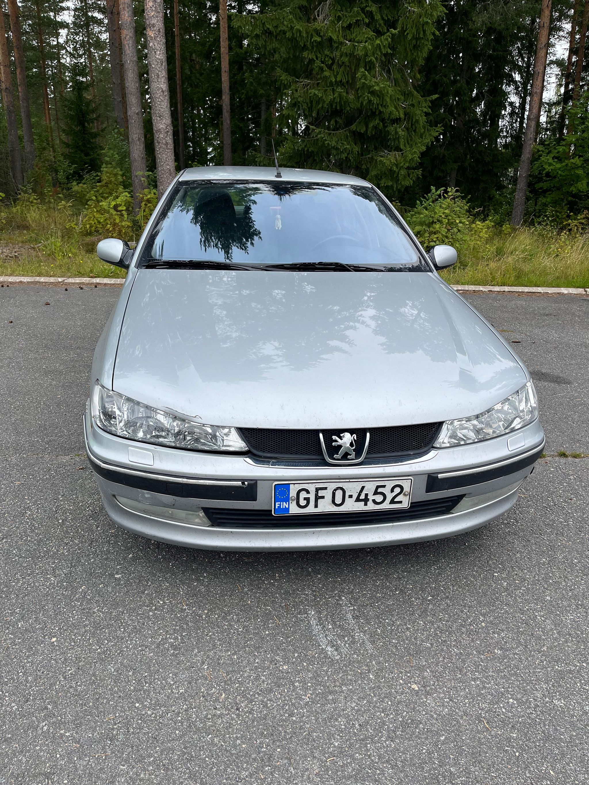 Image 1/12