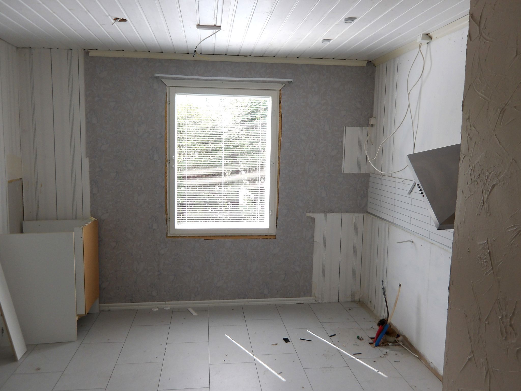 Image 11/31