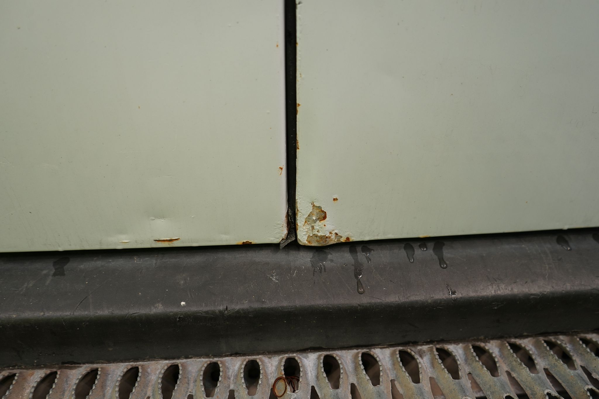 Image 39/64