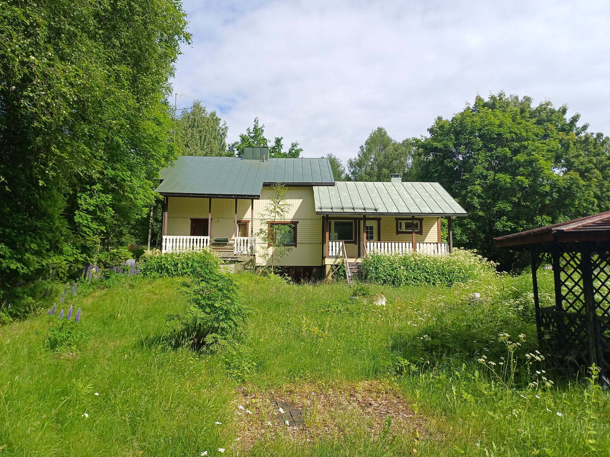 Image 3/45