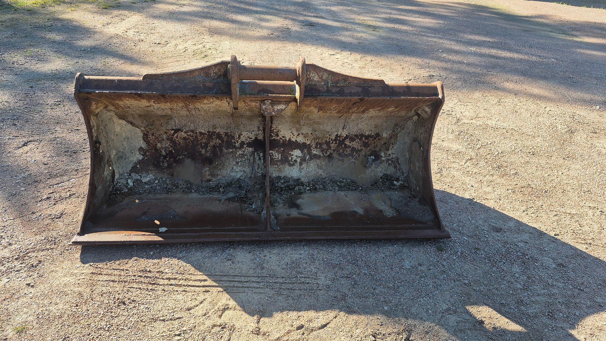 Image 1/6
