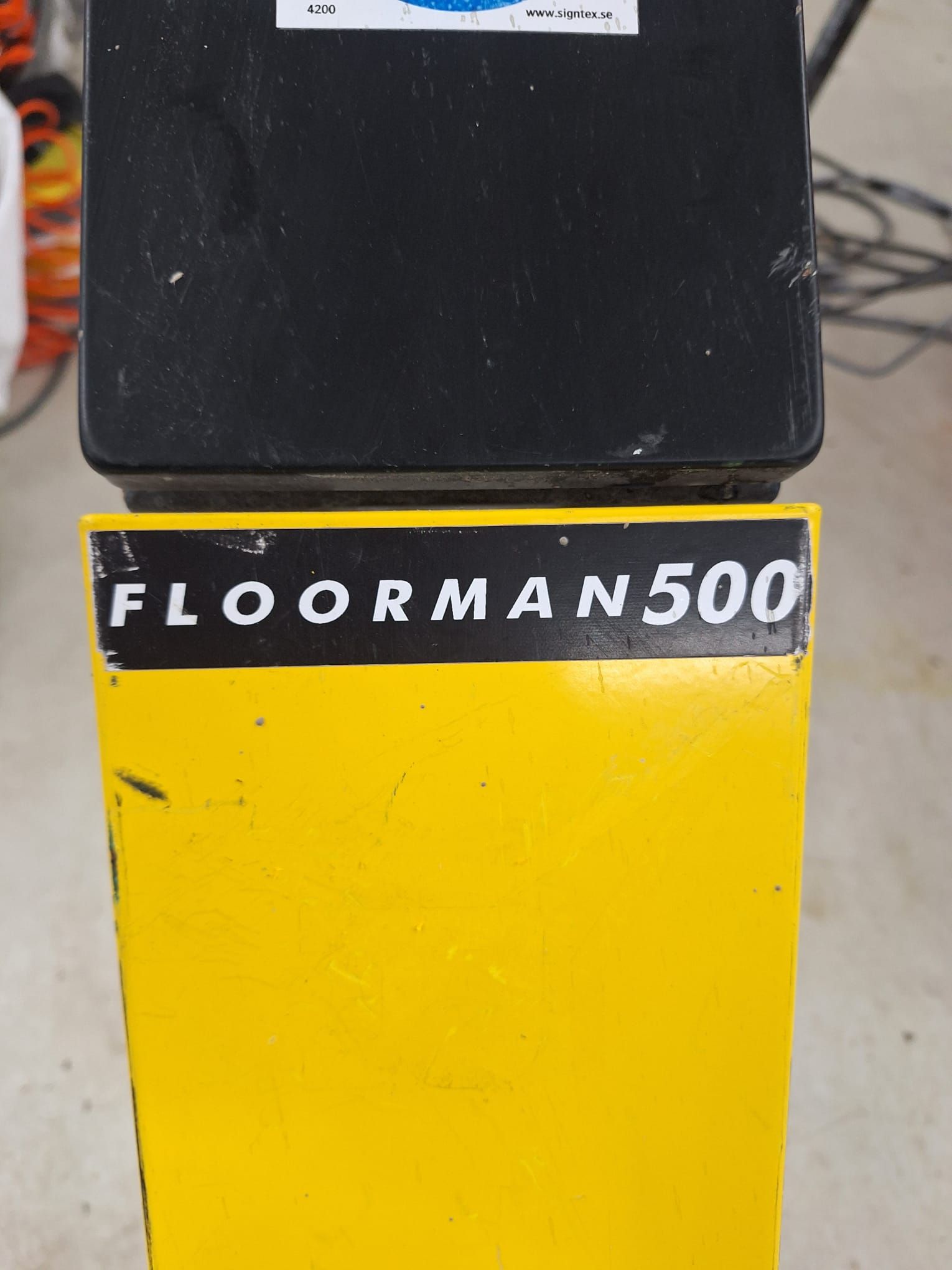 Image 6/7