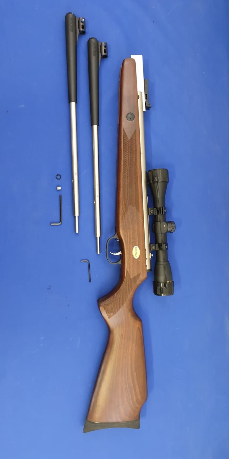 Image 1/10