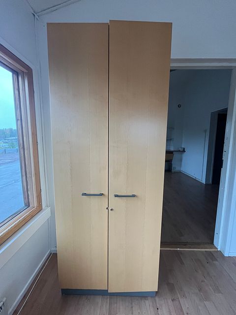 Image 3/5