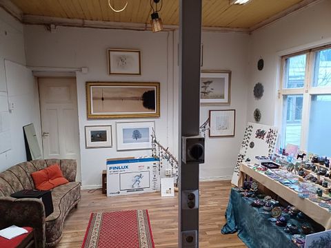 Image 73/100