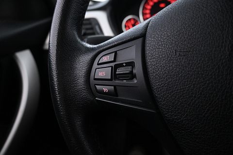 Image 13/20