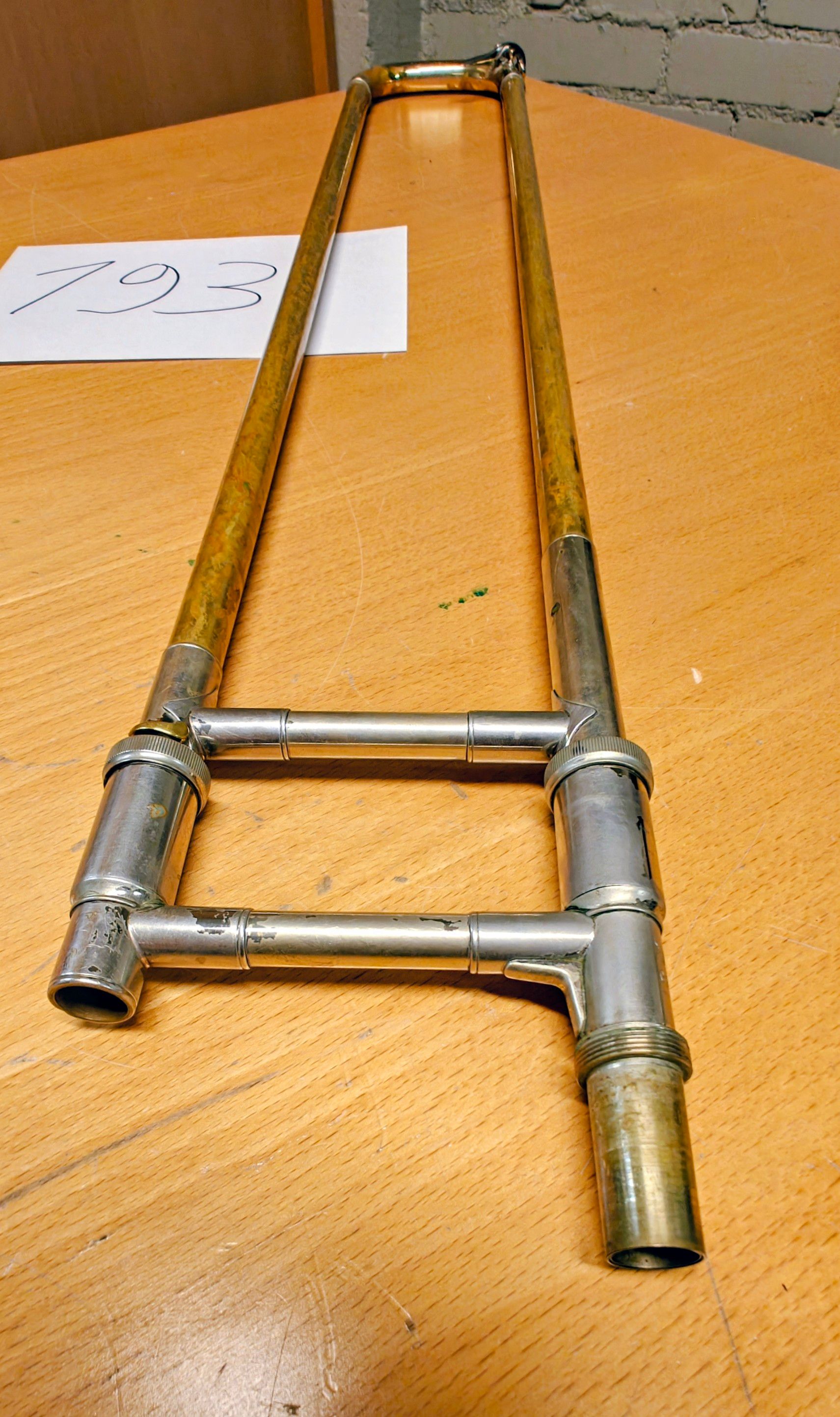 Image 4/18