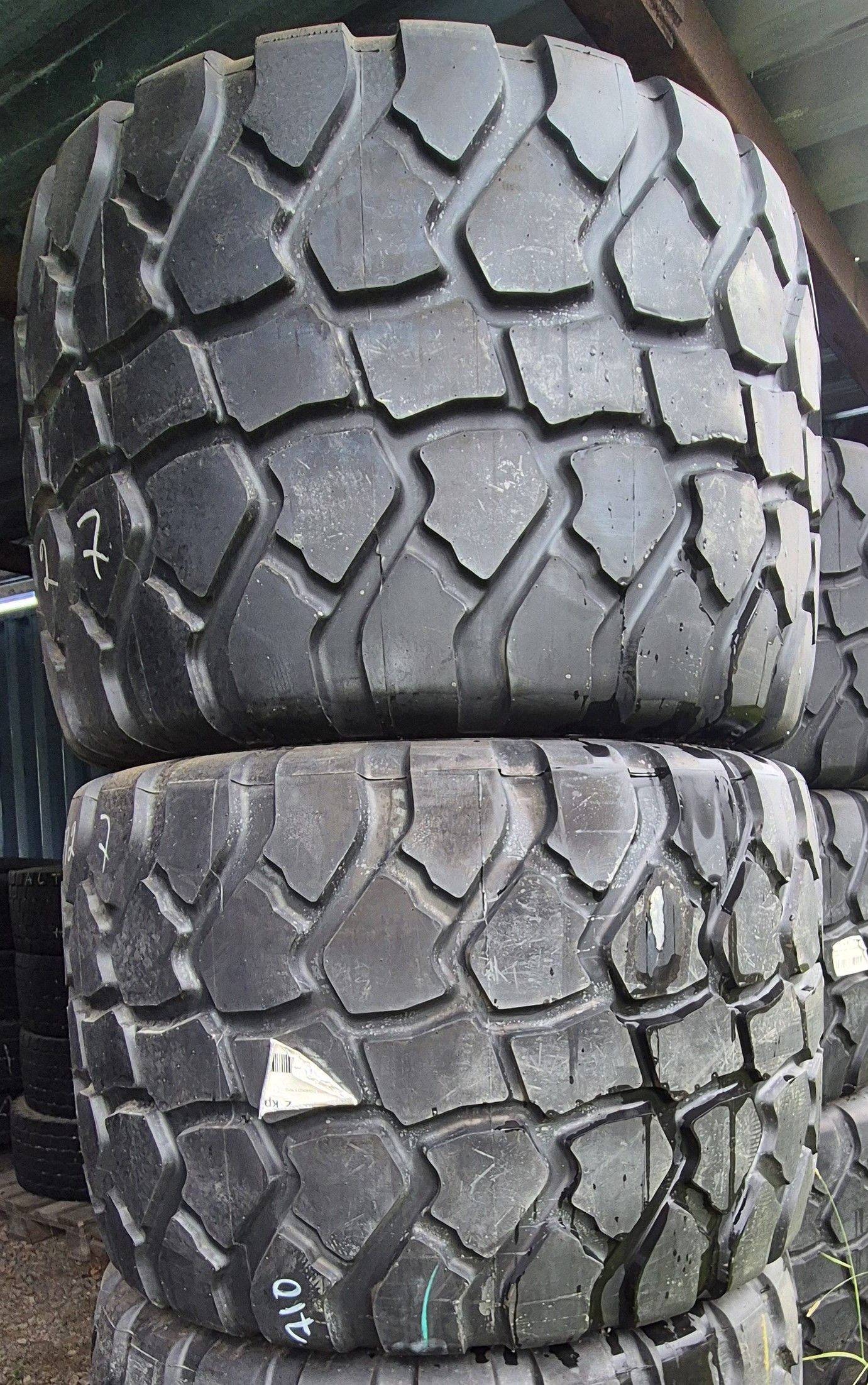 Image 3/3