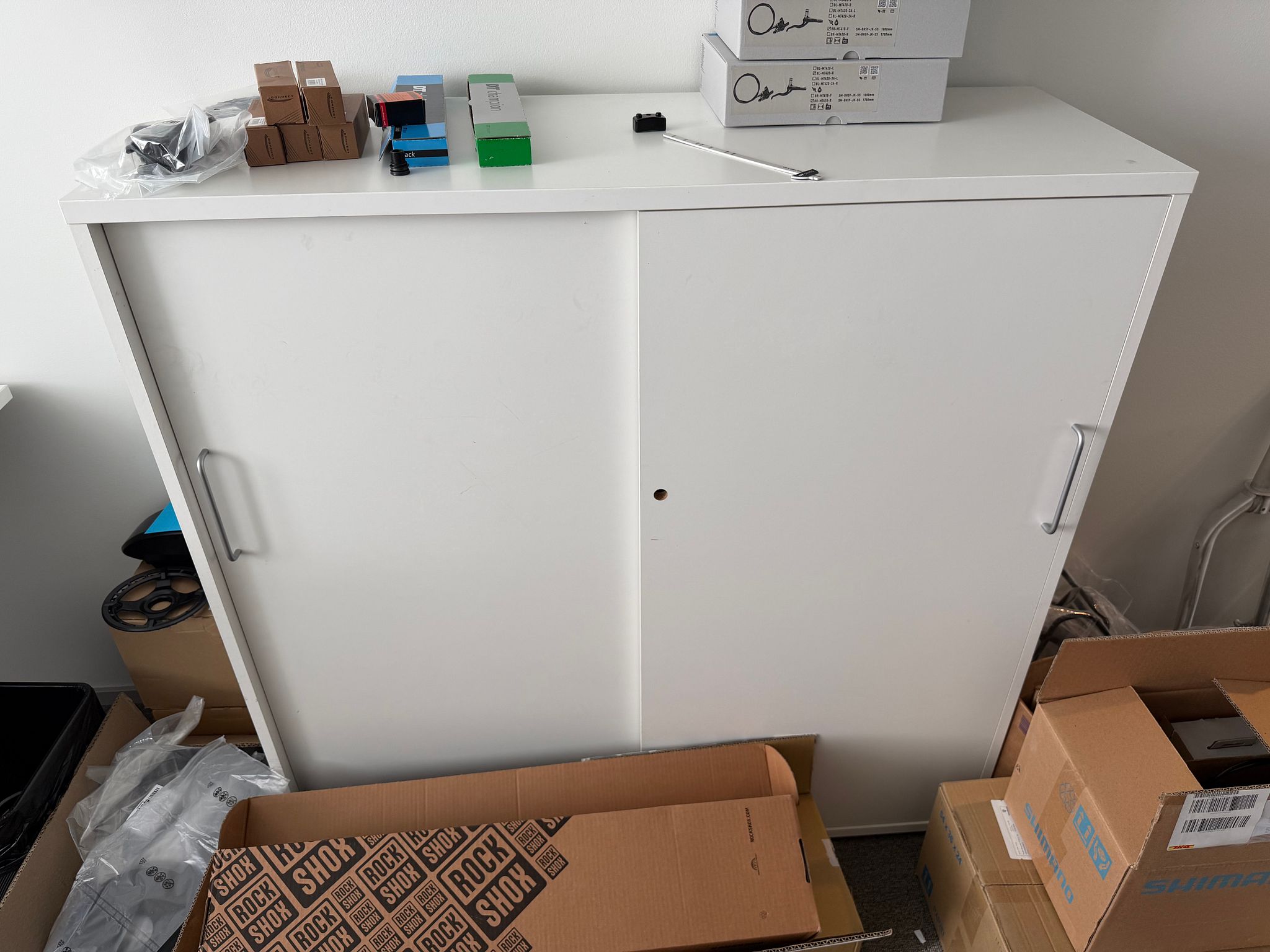 Image 3/24
