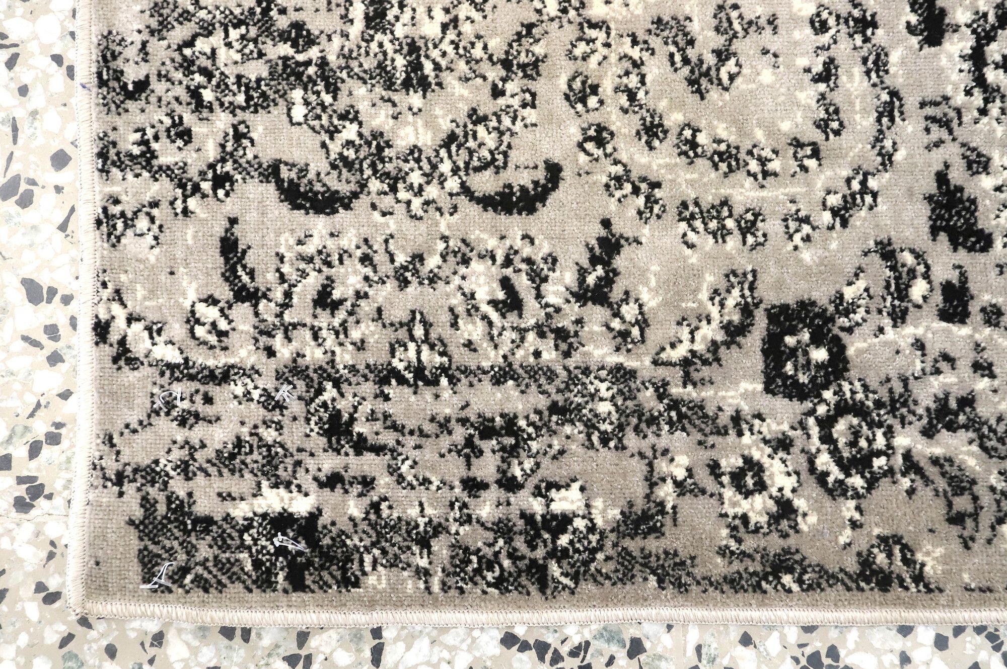 Image 3/7
