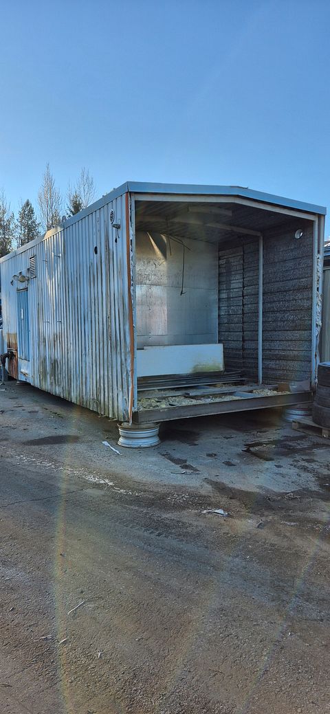 Image 8/23