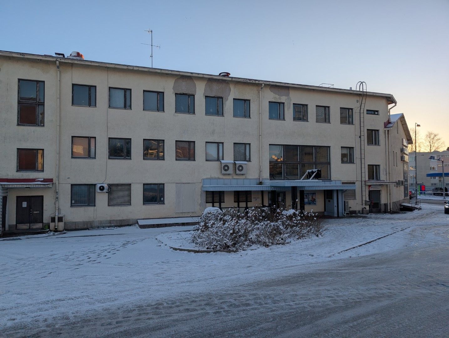 Image 18/20