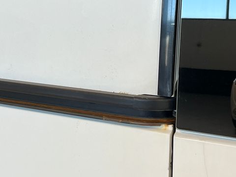 Image 41/52