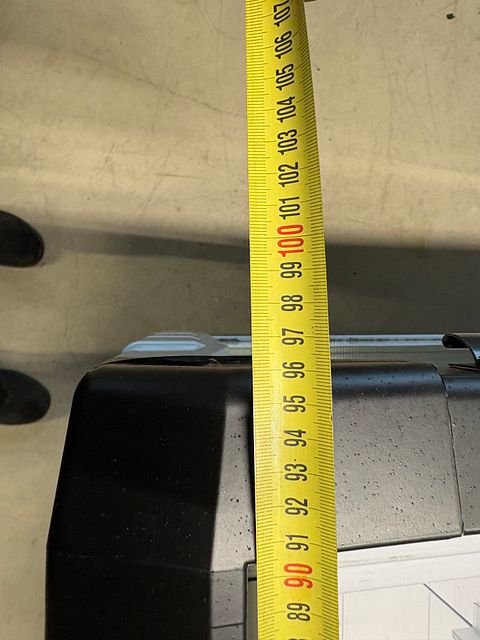 Image 8/9
