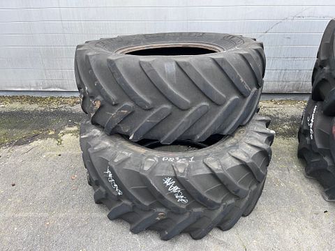 Image 1/8