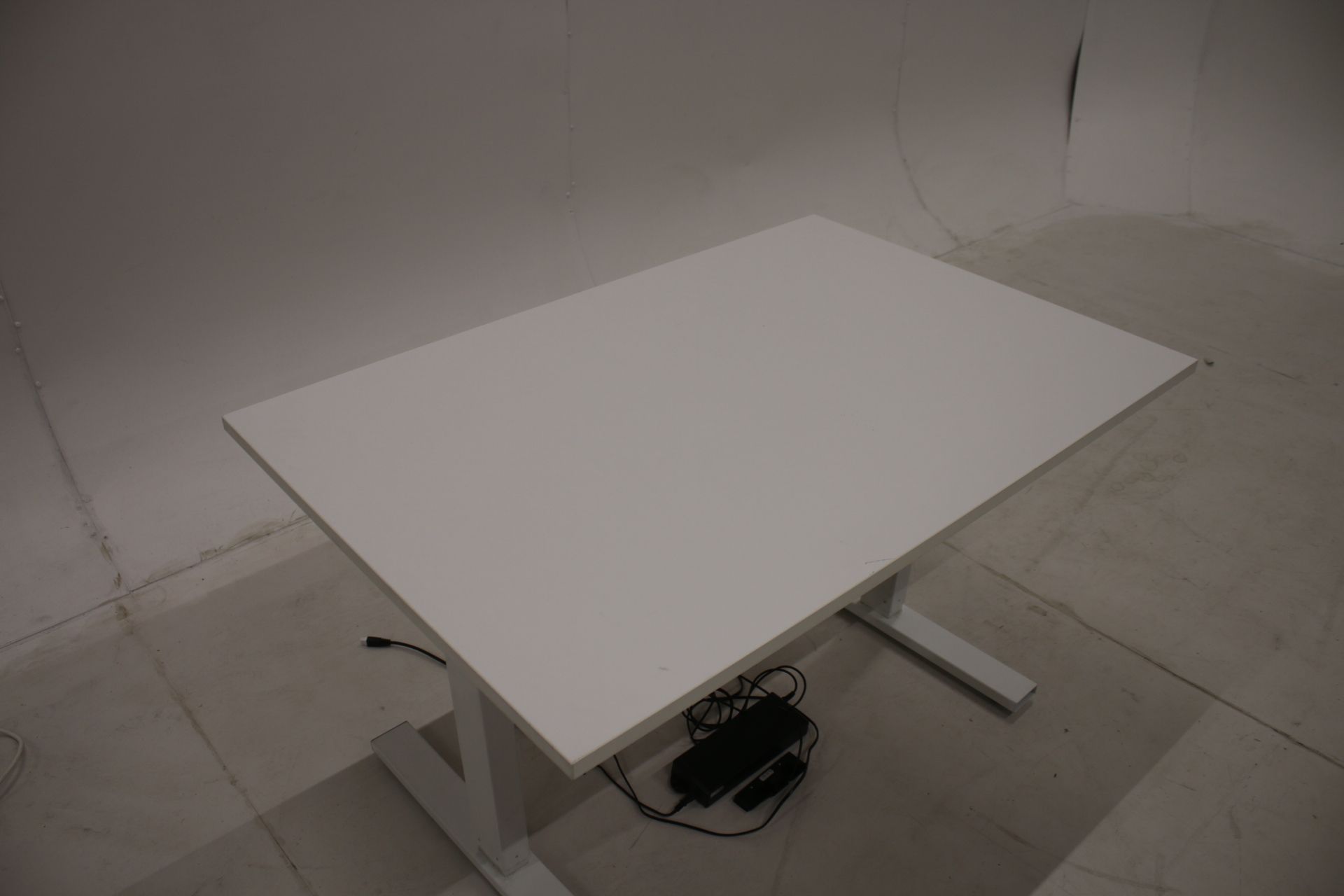 Image 4/9