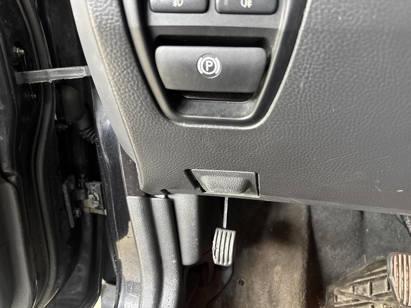 Image 14/39
